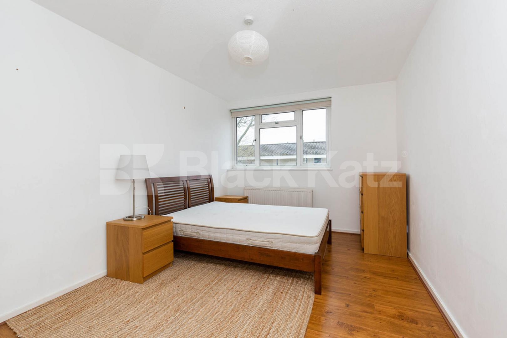 Well presented maisonette located on the borders of Camden and Islington  Blundell Street, Islington